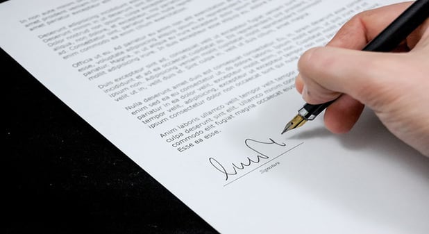 El contrato de acceso a datos por cuenta de terceros